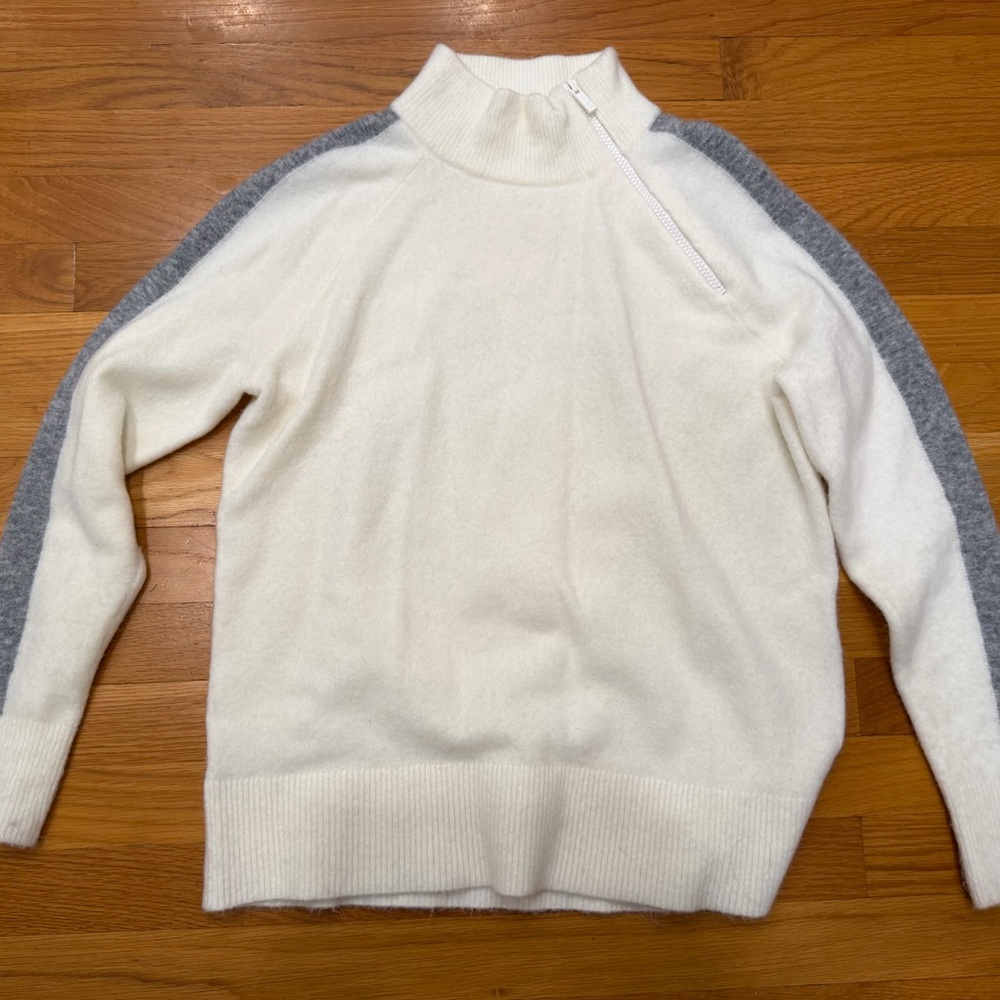Lou & Grey women’s Turtleneck Sweater